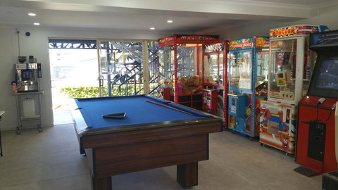 Alex Beach Cabins And Tourist Park - Whitsundays Accommodation 14