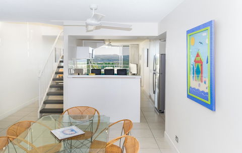 Noosa Hill Resort - Whitsundays Accommodation 16