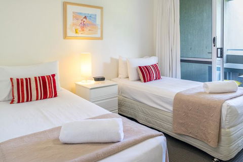 Noosa Hill Resort - Whitsundays Accommodation 18