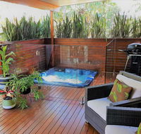 Pandanus Spa Cottage - Whitsundays Accommodation