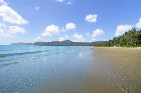 By The Sea Port Douglas - Whitsundays Accommodation 27