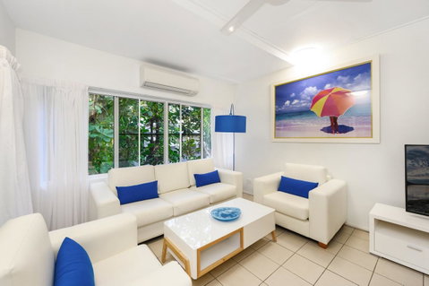 By The Sea Port Douglas - Whitsundays Accommodation 0
