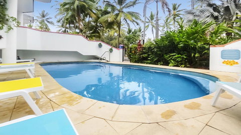By The Sea Port Douglas - Whitsundays Accommodation 25