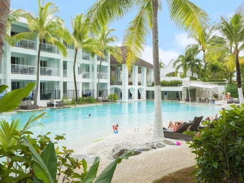 Beach Club Port Douglas Luxury Apartments - Whitsundays Accommodation 0