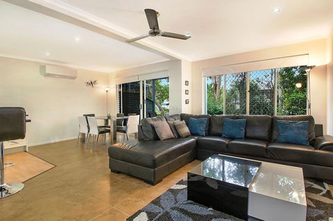 Ivory Palms Resort Noosa - Whitsundays Accommodation 12