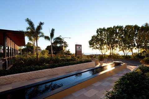 Oaks Redcliffe Mon Komo Suites - Whitsundays Accommodation 4