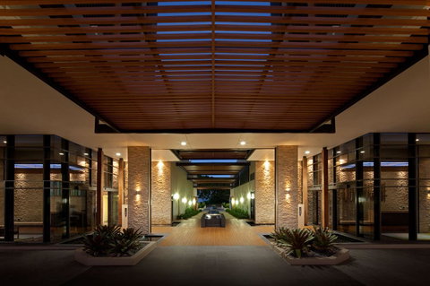 Oaks Redcliffe Mon Komo Suites - Whitsundays Accommodation 14