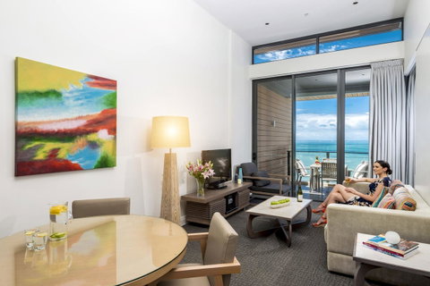 Oaks Redcliffe Mon Komo Suites - Whitsundays Accommodation 19