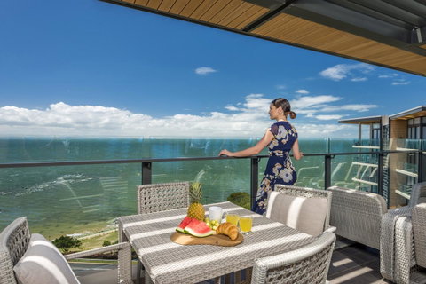 Oaks Redcliffe Mon Komo Suites - Whitsundays Accommodation 18