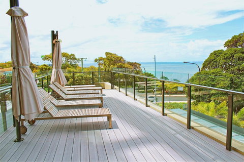 Oaks Redcliffe Mon Komo Suites - Whitsundays Accommodation 12