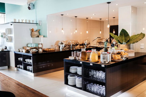 Rainbow Bay Backpackers - Whitsundays Accommodation 9