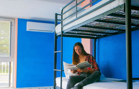 Rainbow Bay Backpackers - Whitsundays Accommodation 30