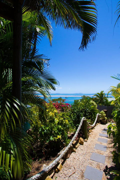 1770 Beach Shacks - Whitsundays Accommodation 2