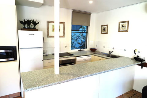 The Hastings Beach Houses - Whitsundays Accommodation 37