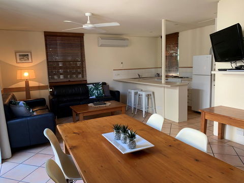 The Hastings Beach Houses - Whitsundays Accommodation 13