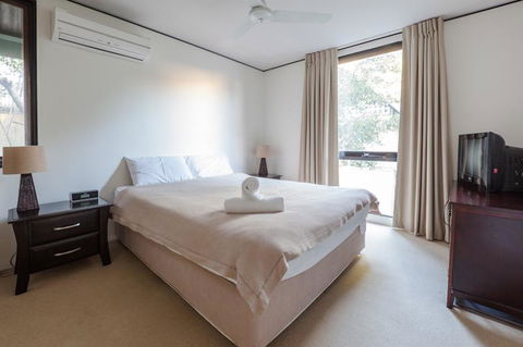 The Hastings Beach Houses - Whitsundays Accommodation 14