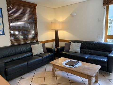 The Hastings Beach Houses - Whitsundays Accommodation 2