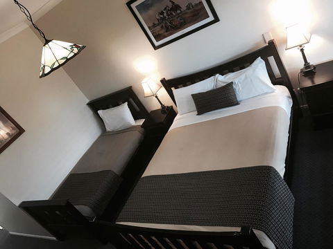 The Bearded Dragon Boutique Hotel - Whitsundays Accommodation 3