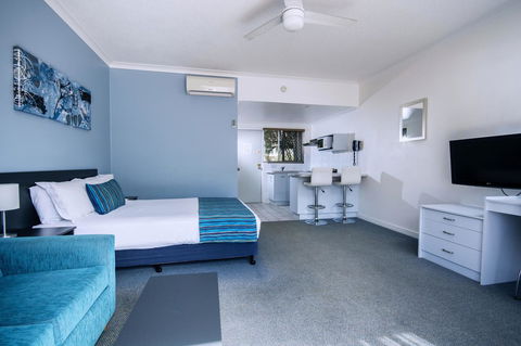 The Beach Motel Hervey Bay - Whitsundays Accommodation 9