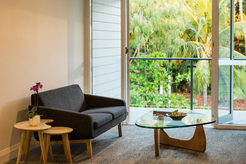 Heart Hotel And Gallery Whitsundays - Whitsundays Accommodation 15