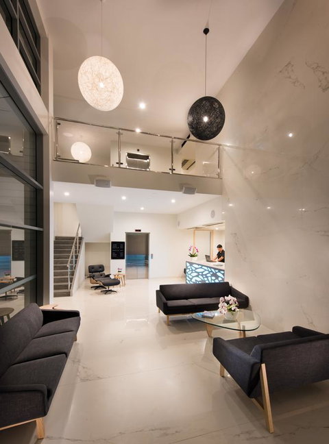 Heart Hotel And Gallery Whitsundays - Whitsundays Accommodation 7