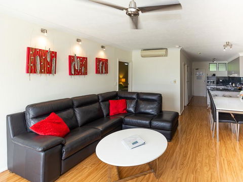 Beach Lodges - Whitsundays Accommodation 32