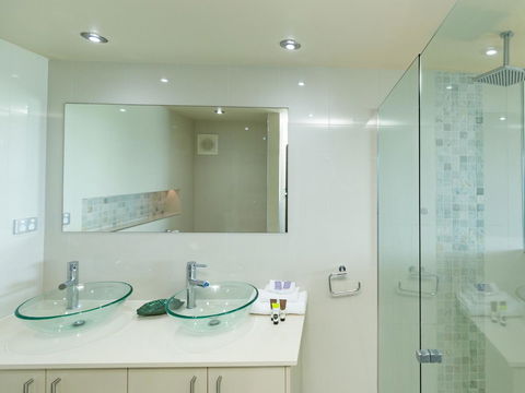 Beach Lodges - Whitsundays Accommodation 8