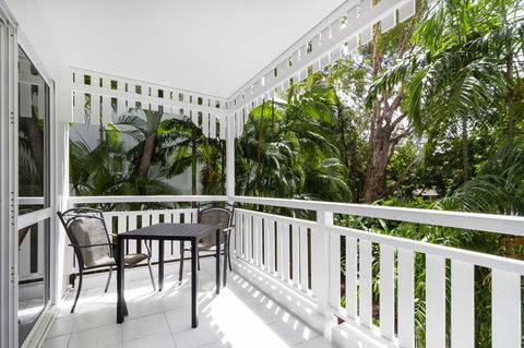 The White House Port Douglas - Whitsundays Accommodation 25