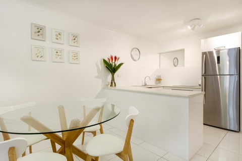The White House Port Douglas - Whitsundays Accommodation 12