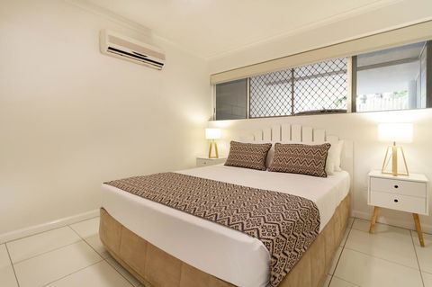 The White House Port Douglas - Whitsundays Accommodation 8