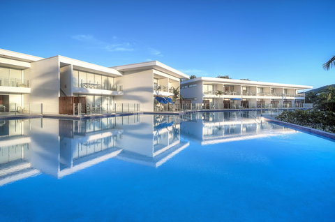 Pool Resort Port Douglas - Whitsundays Accommodation 2