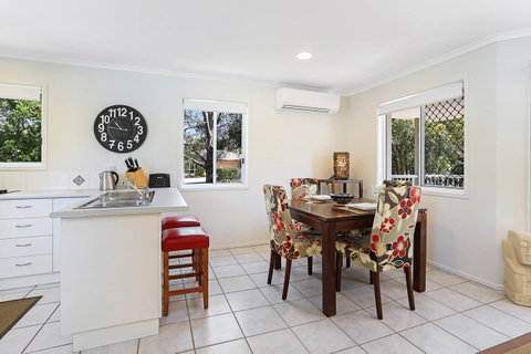 Sunrise Haven - Whitsundays Accommodation 10