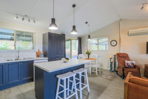 Bed & Breakfast 1 Bedroom Guest House - Whitsundays Accommodation 9