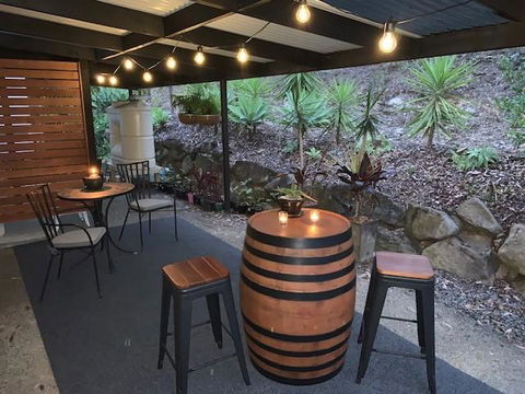 Bed & Breakfast 1 Bedroom Guest House - Whitsundays Accommodation 36