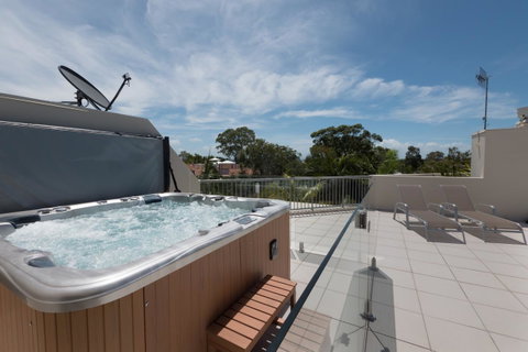 Noosa Tropicana - Whitsundays Accommodation 38