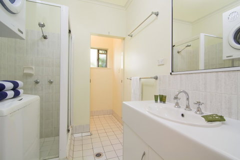 The Port Douglas Queenslander - Whitsundays Accommodation 12