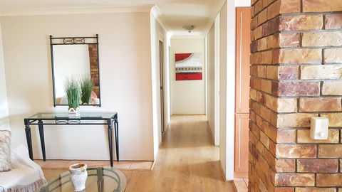 Surfers Chalet - Whitsundays Accommodation 22