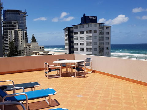Surfers Chalet - Whitsundays Accommodation 36