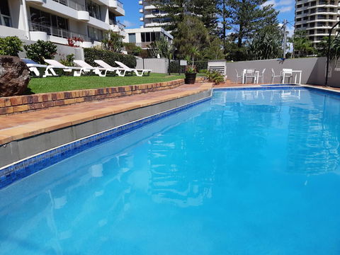 Surfers Chalet - Whitsundays Accommodation 7