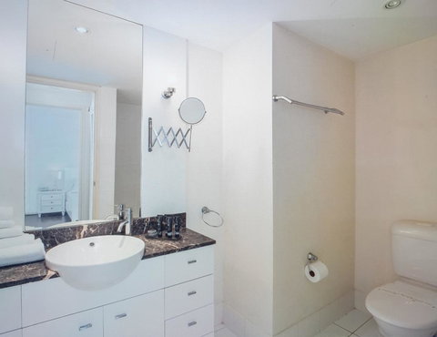 Circle Luxury Holidays - Whitsundays Accommodation 1