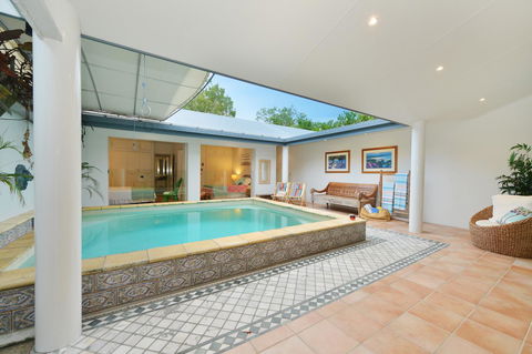 [ ANDY'S BEACH HOUSE ] - Whitsundays Accommodation 21