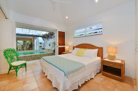 [ ANDY'S BEACH HOUSE ] - Whitsundays Accommodation 27