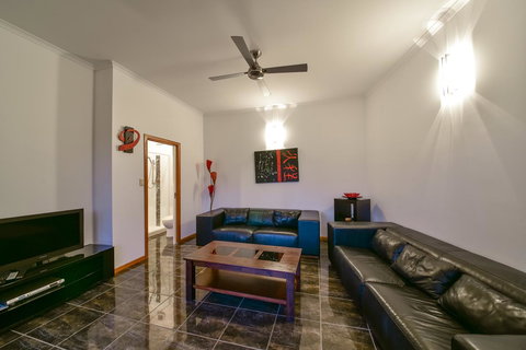 Bella Vista On Nara Pets Welcome - Whitsundays Accommodation 22
