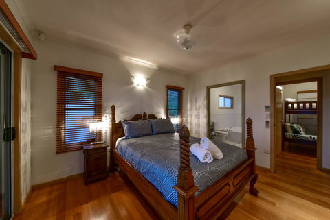 Bella Vista On Nara Pets Welcome - Whitsundays Accommodation 13