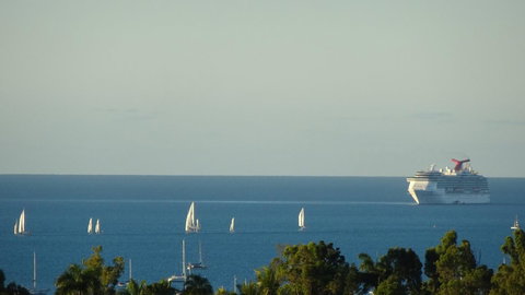 Bella Vista On Nara Pets Welcome - Whitsundays Accommodation 5