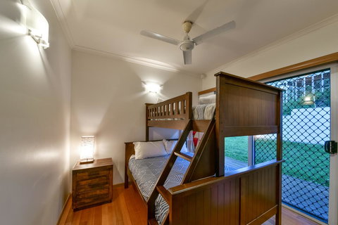 Bella Vista On Nara Pets Welcome - Whitsundays Accommodation 14