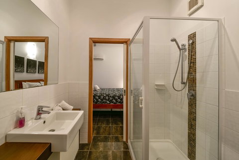 Bella Vista On Nara Pets Welcome - Whitsundays Accommodation 25