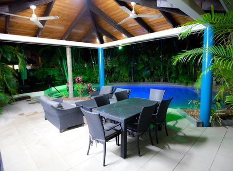 Trinity Beach Pacific - Whitsundays Accommodation 3