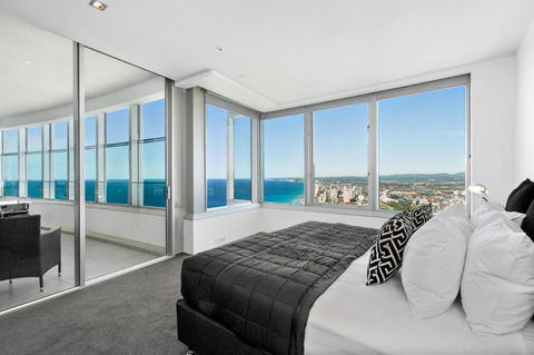 Q1 Resort & Spa - Official - Whitsundays Accommodation 35