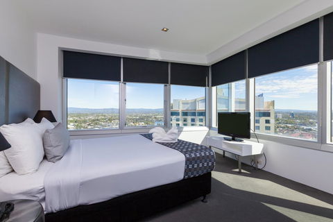 Q1 Resort & Spa - Official - Whitsundays Accommodation 44